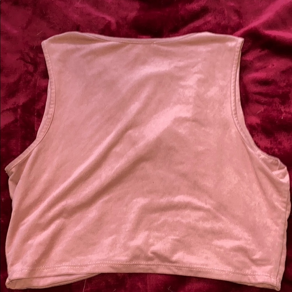 Crop top! - Picture 3 of 3